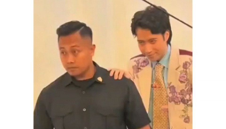 Vidi Aldiano Tahan Sakit Sambil Senyum Bikin Khawatir [Instagram]